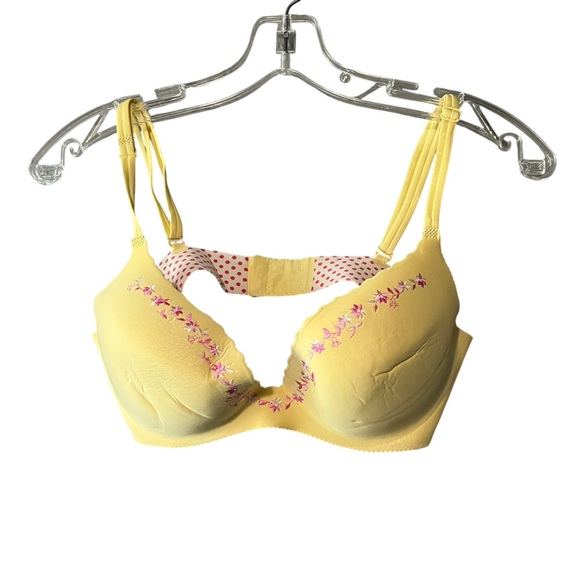 Victoria's Secret Other - Victoria’s Secret 36C Secret Embrace Push Up Bra Yellow Floral Pink